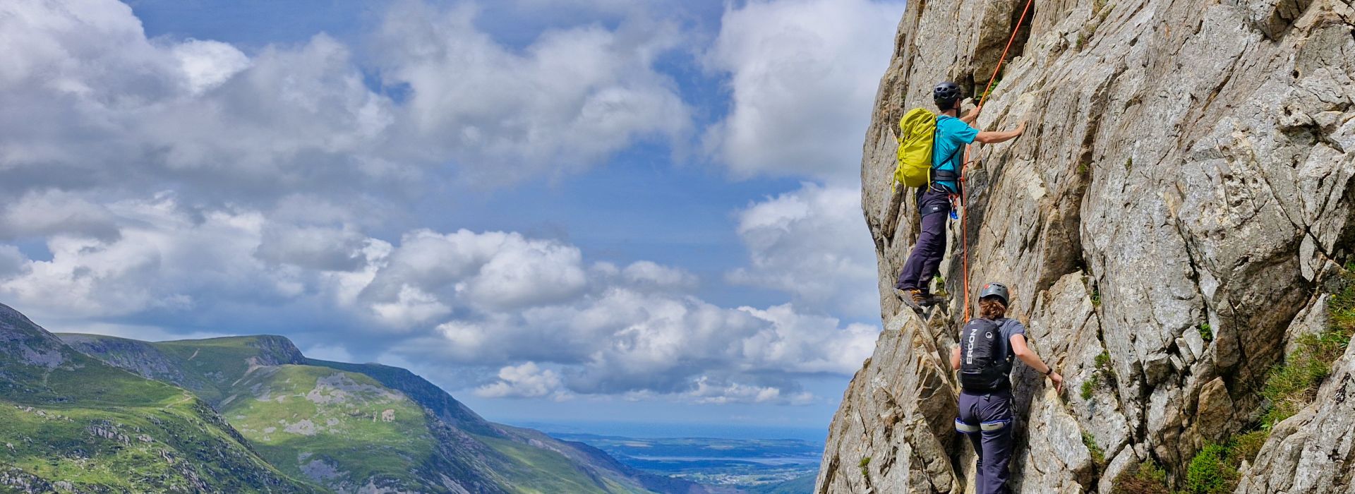 Classic Scrambles and Ridges of Snowdonia - Eryri | Guided Scrambling
